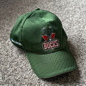 Milwaukee Bucks Green Cap